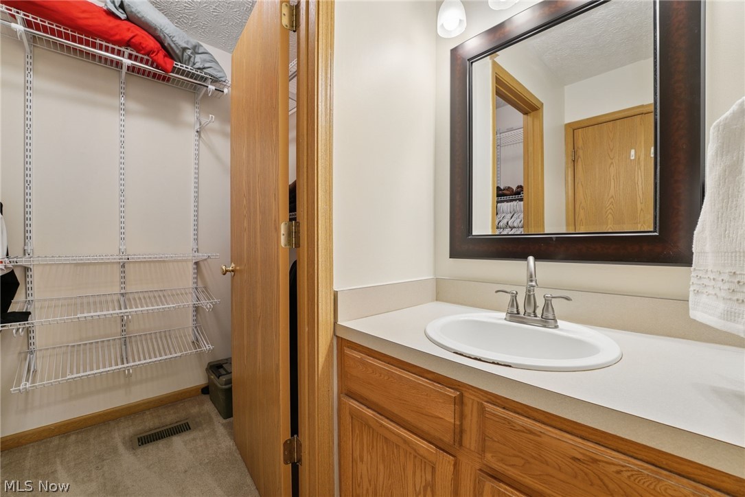 4183 Swallowfield Street Columbus OH 43207