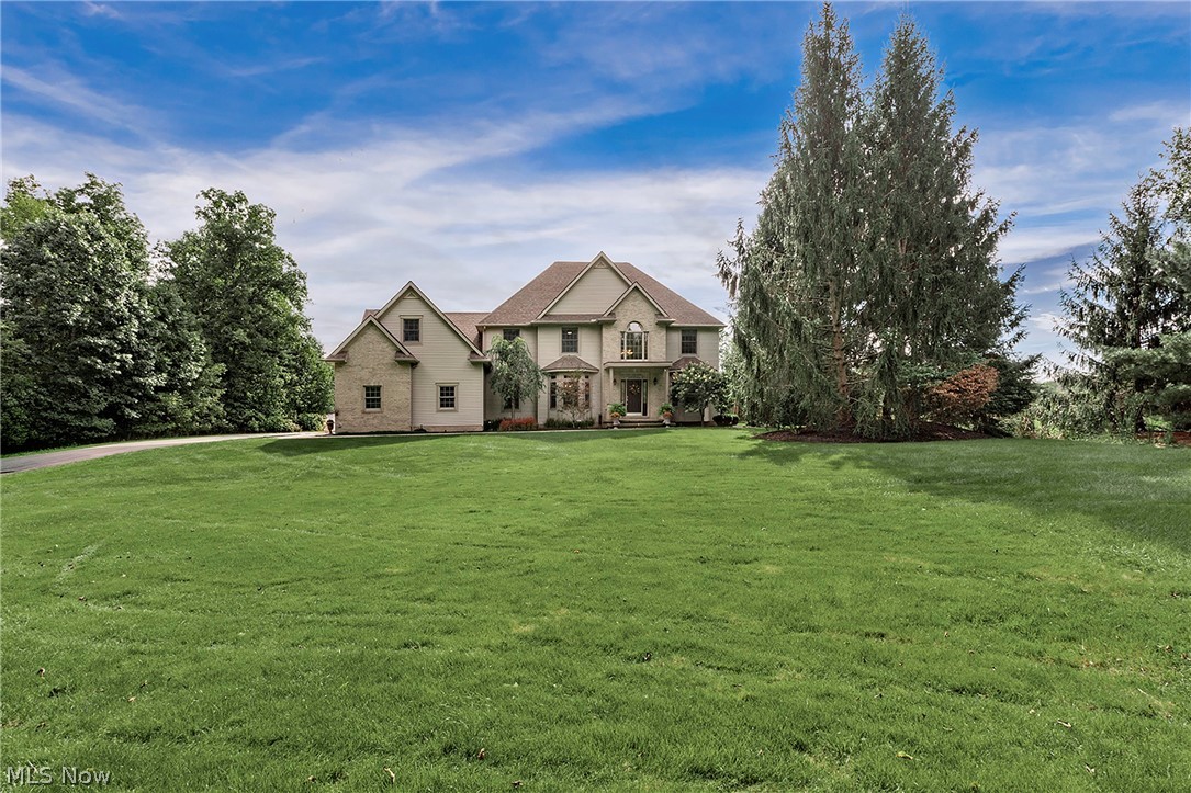 16685 Lucky Bell Lane Chagrin Falls OH 44023