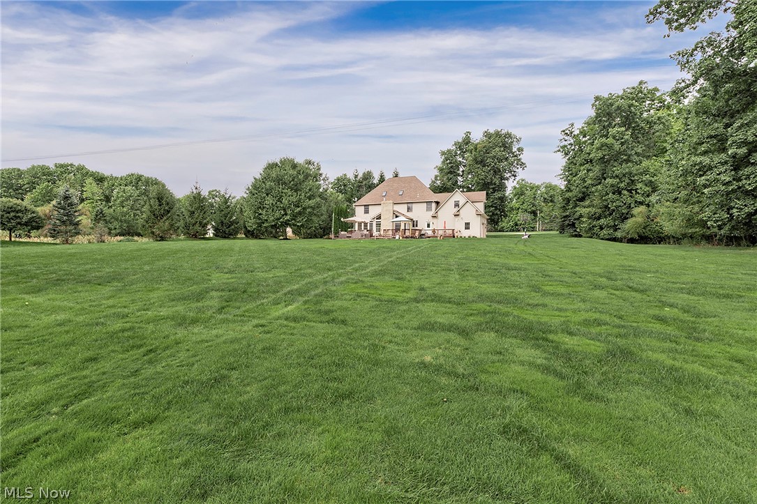 16685 Lucky Bell Lane Chagrin Falls OH 44023