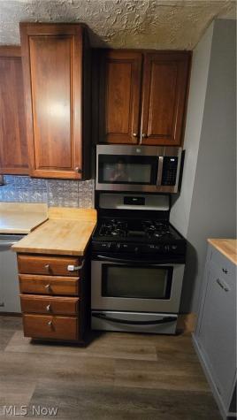504 E Riddle Avenue Ravenna OH 44266