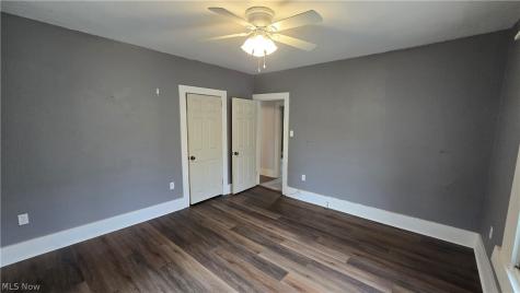 504 E Riddle Avenue Ravenna OH 44266
