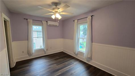 504 E Riddle Avenue Ravenna OH 44266