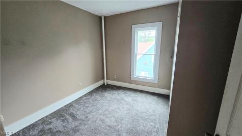504 E Riddle Avenue Ravenna OH 44266