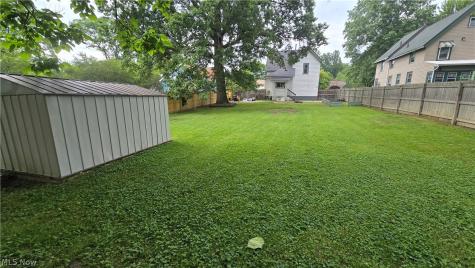 504 E Riddle Avenue Ravenna OH 44266