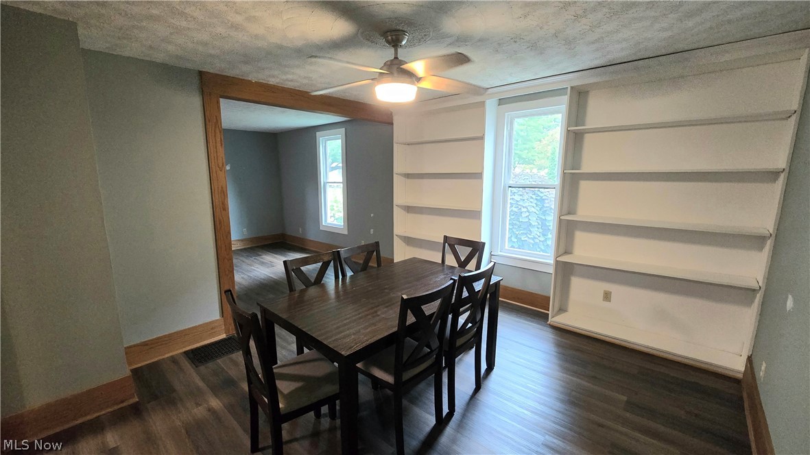 504 E Riddle Avenue Ravenna OH 44266
