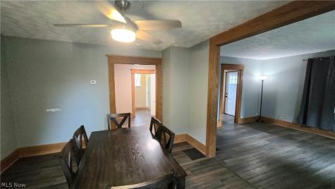 504 E Riddle Avenue Ravenna OH 44266