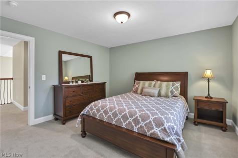 9000 Crooked Creek Lane Broadview Heights OH 44147