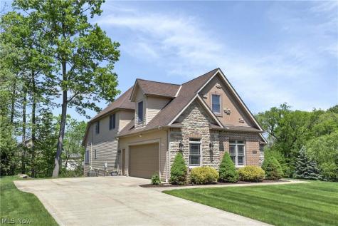 9000 Crooked Creek Lane Broadview Heights OH 44147
