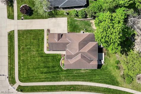 9000 Crooked Creek Lane Broadview Heights OH 44147
