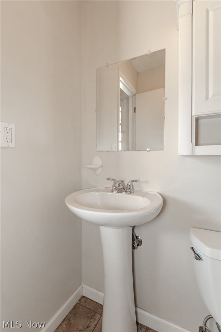 344 Karen Drive Chardon OH 44024