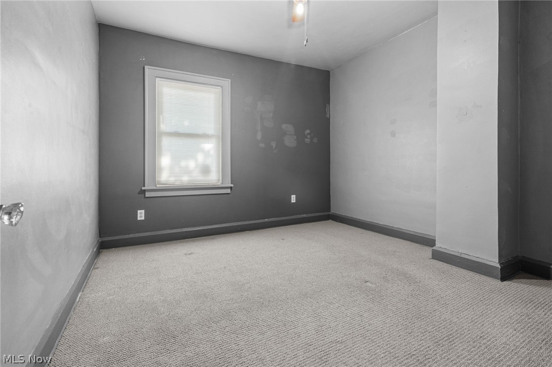 10326 Thrush Avenue Cleveland OH 44111