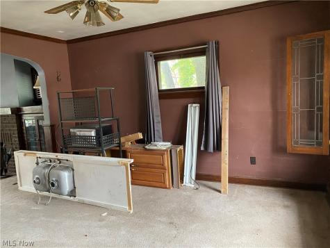 10326 Thrush Avenue Cleveland OH 44111