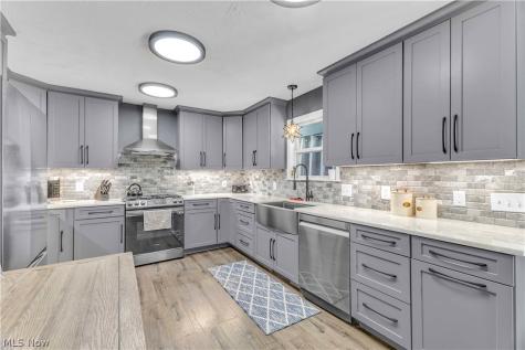 40087 Hope Court Elyria OH 44035