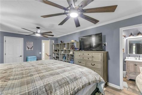40087 Hope Court Elyria OH 44035