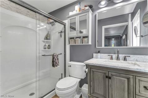 40087 Hope Court Elyria OH 44035
