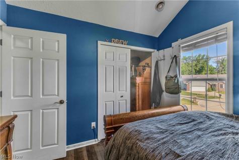 40087 Hope Court Elyria OH 44035