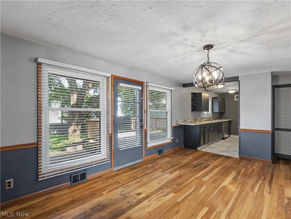 1515 Collinwood Circle Cuyahoga Falls OH 44221