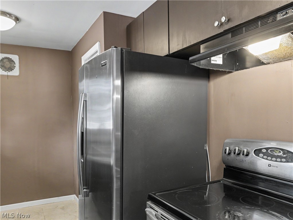 1515 Collinwood Circle Cuyahoga Falls OH 44221