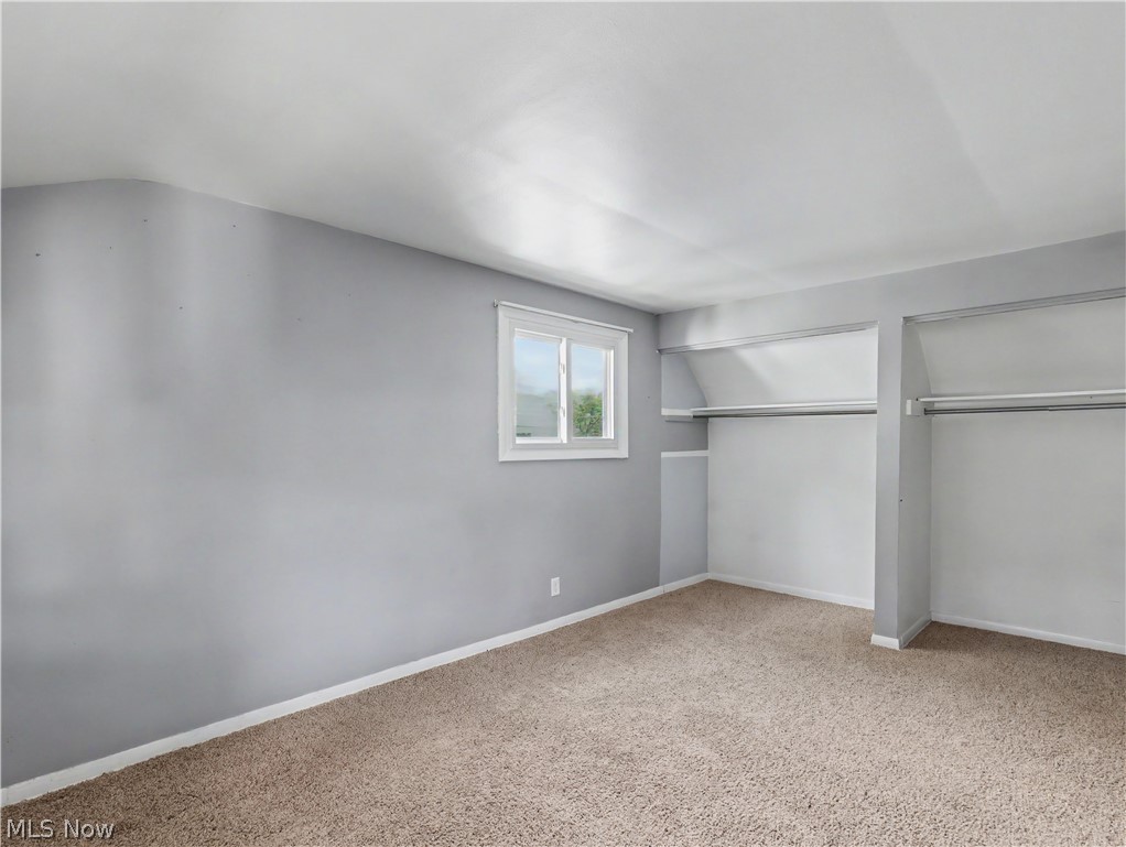 1515 Collinwood Circle Cuyahoga Falls OH 44221