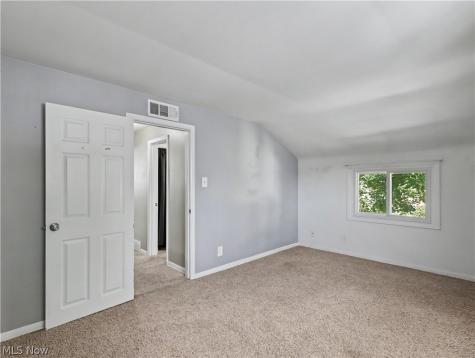 1515 Collinwood Circle Cuyahoga Falls OH 44221