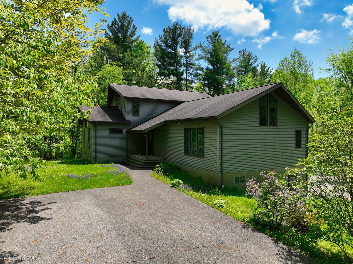 11991 Music Street Newbury OH 44065