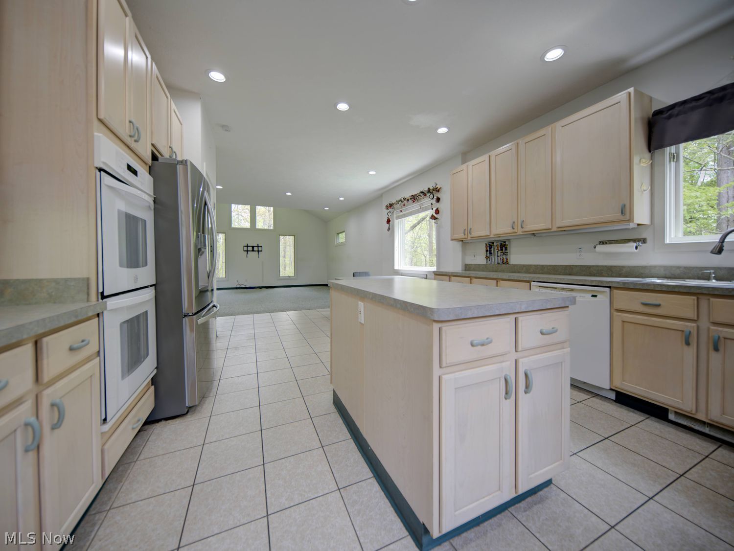 11991 Music Street Newbury OH 44065