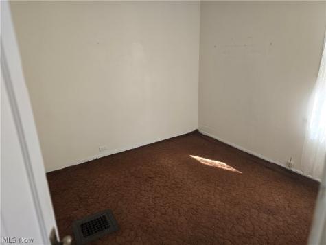 10927 Hampden Avenue Cleveland OH 44108