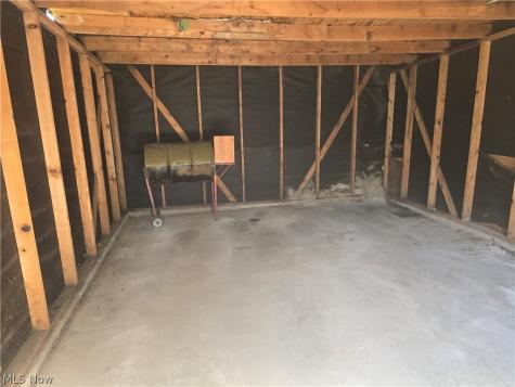 10927 Hampden Avenue Cleveland OH 44108