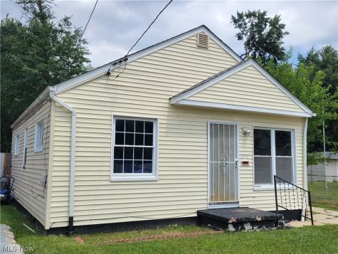 11816 Milligan Avenue Cleveland OH 44135
