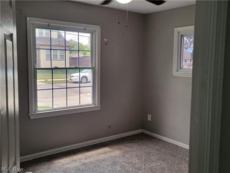 11816 Milligan Avenue Cleveland OH 44135