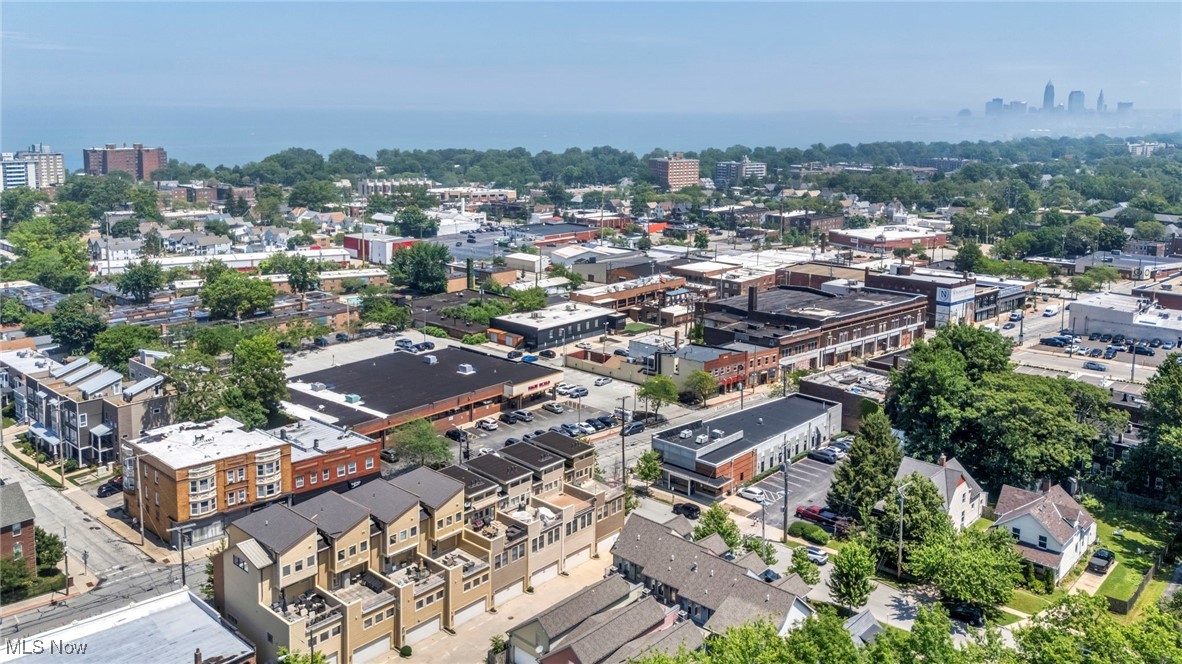 11901 Detroit Avenue Lakewood OH 44107