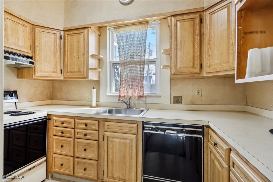 1435 W Clifton Boulevard Lakewood OH 44107