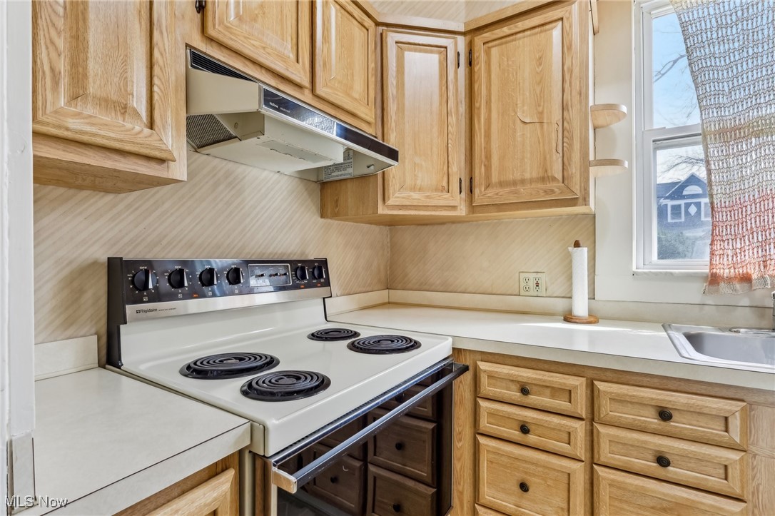 1435 W Clifton Boulevard Lakewood OH 44107