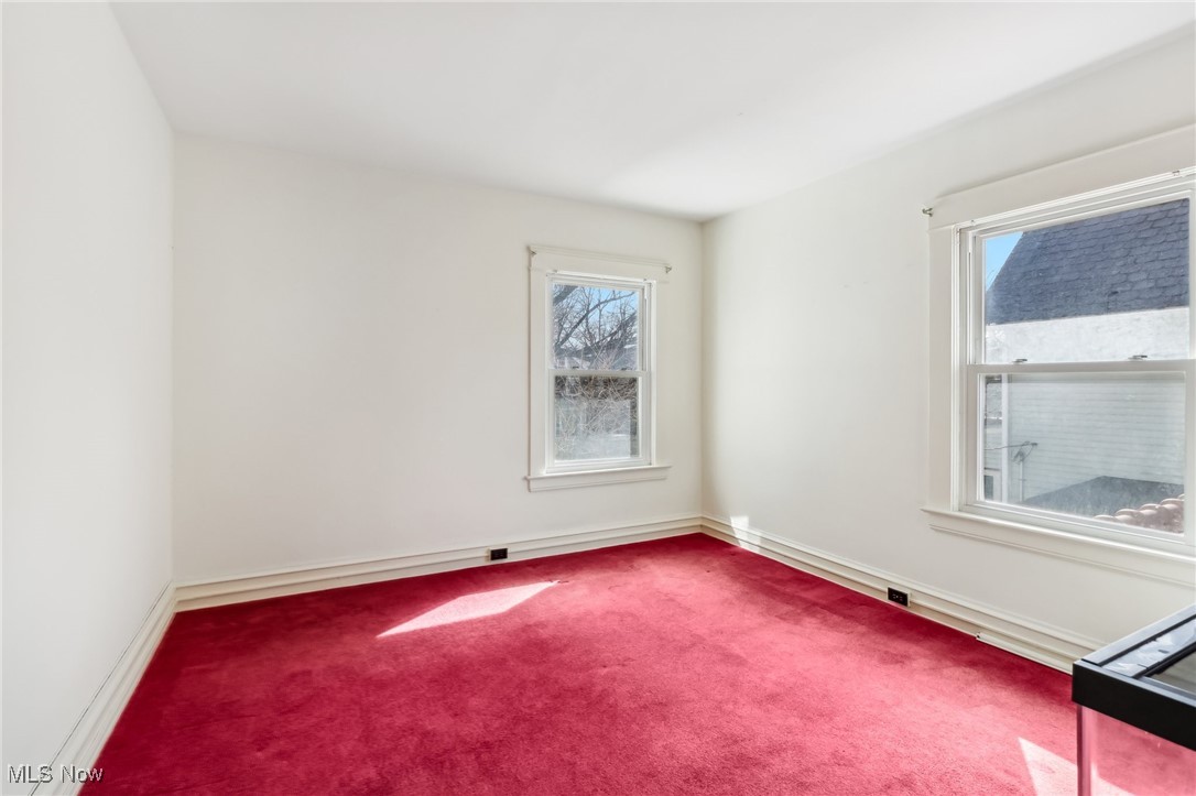 1435 W Clifton Boulevard Lakewood OH 44107