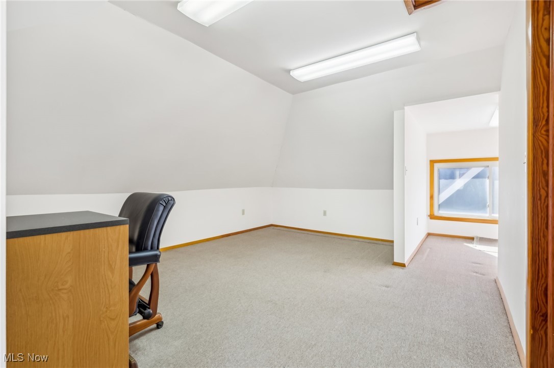 1435 W Clifton Boulevard Lakewood OH 44107