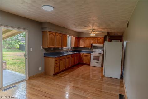 104 Randolph Road Marietta OH 45750