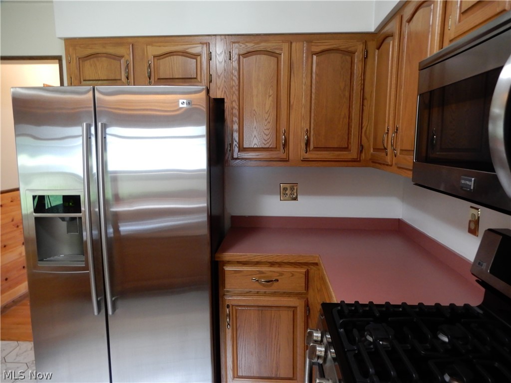 1625 Sherman Street Geneva OH 44041