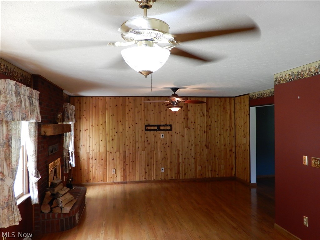 1625 Sherman Street Geneva OH 44041