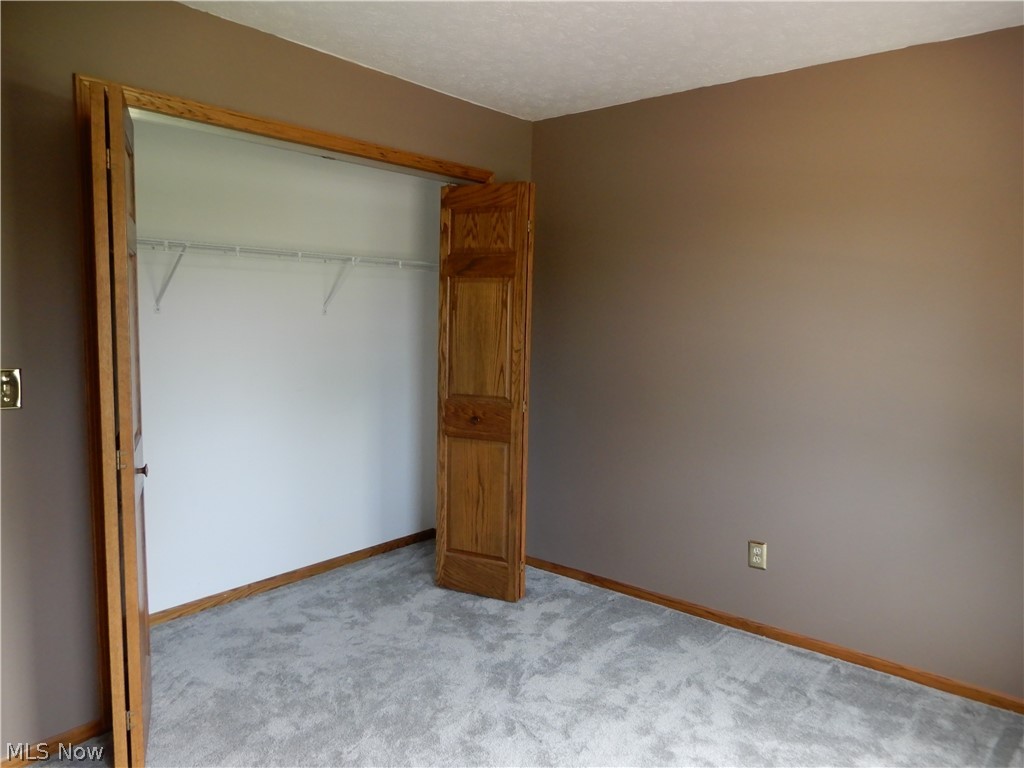 1625 Sherman Street Geneva OH 44041