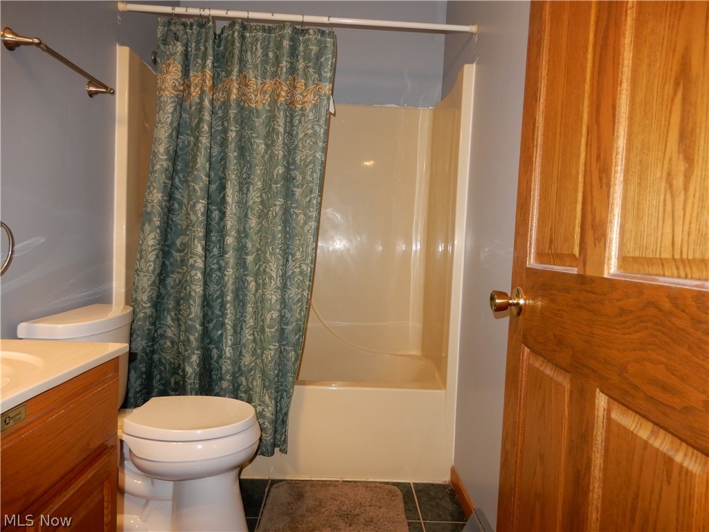 1625 Sherman Street Geneva OH 44041