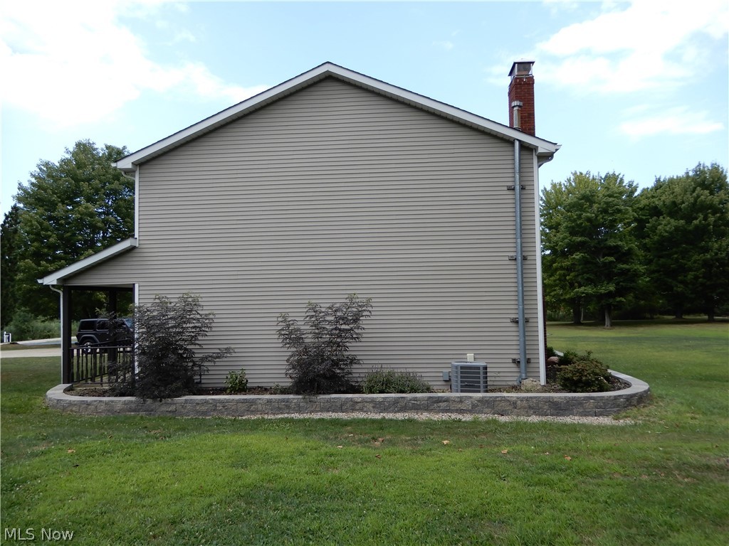 1625 Sherman Street Geneva OH 44041