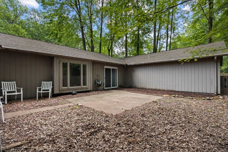 32633 Woodridge Court North Ridgeville OH 44039