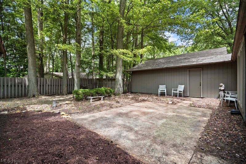 32633 Woodridge Court North Ridgeville OH 44039