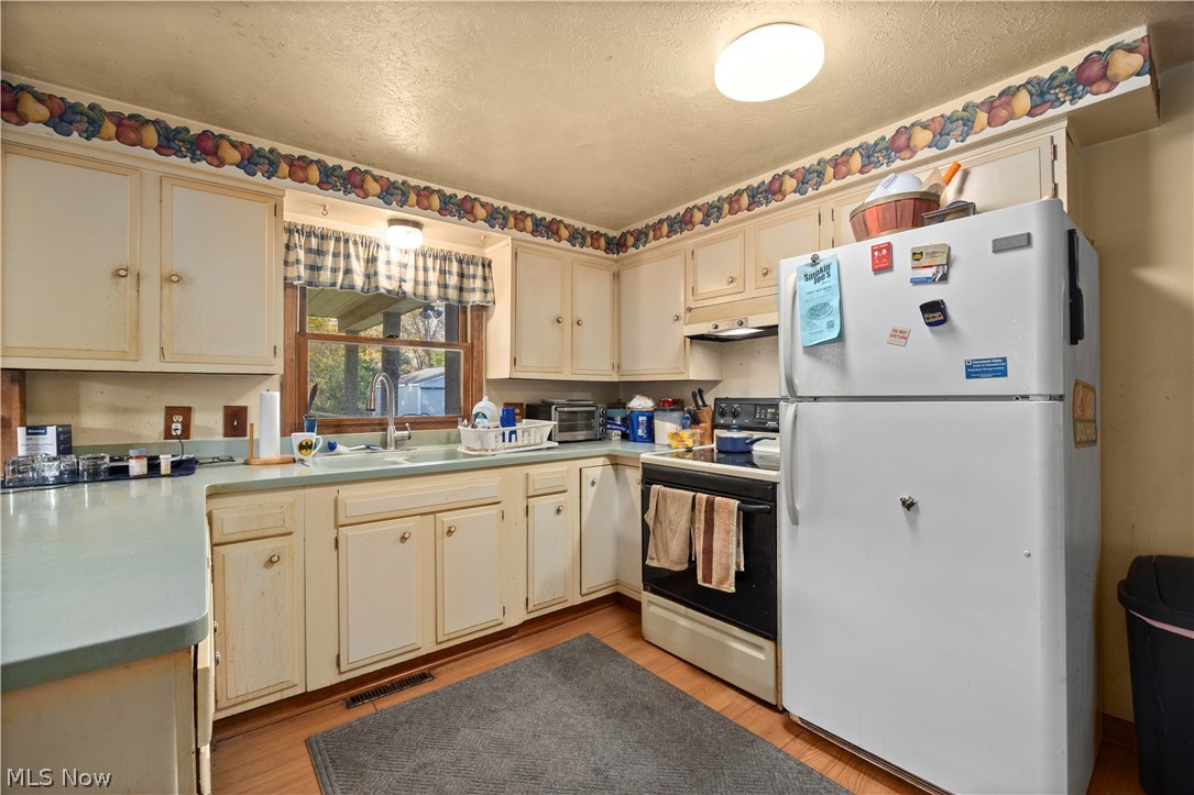 8203 Cemetery Road Vermilion OH 44089