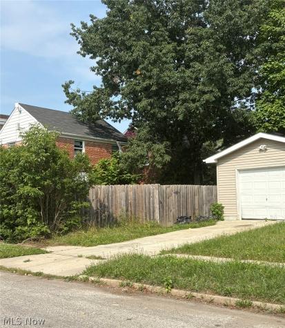 14502 Milverton Road Cleveland OH 44120