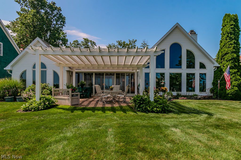 Saybrook OH, 3711 Edgewater Drive