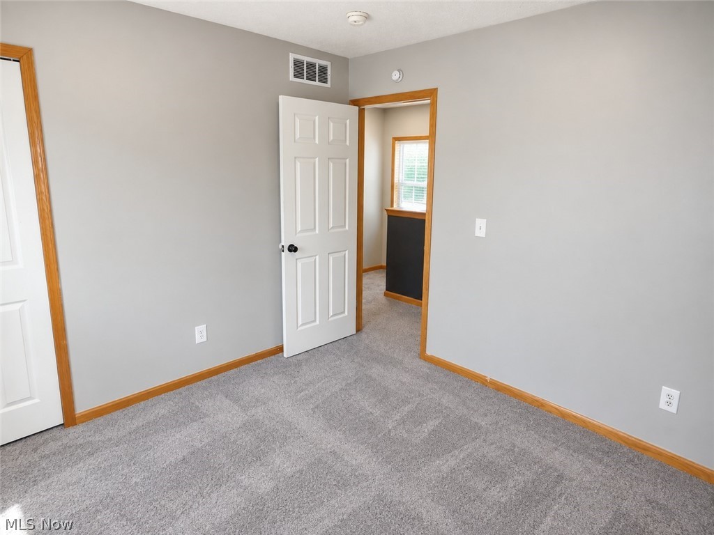 14913 Lincoln Avenue Cleveland OH 44128