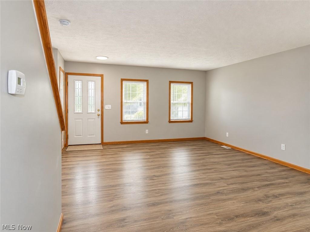 14913 Lincoln Avenue Cleveland OH 44128