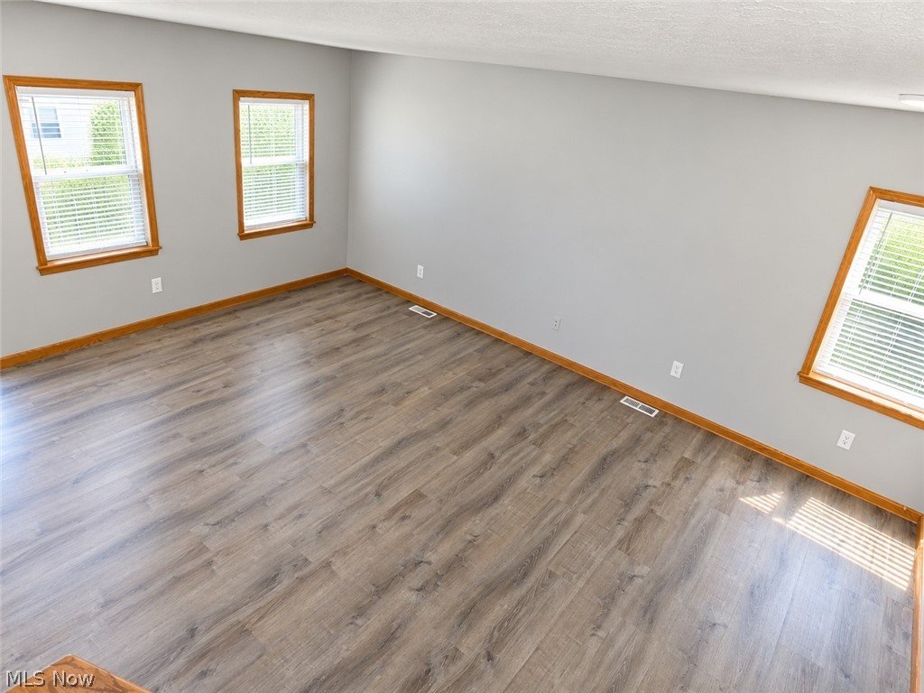 14913 Lincoln Avenue Cleveland OH 44128