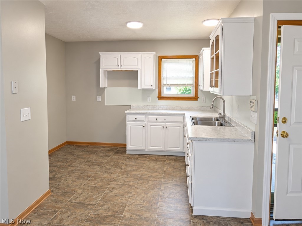 14913 Lincoln Avenue Cleveland OH 44128